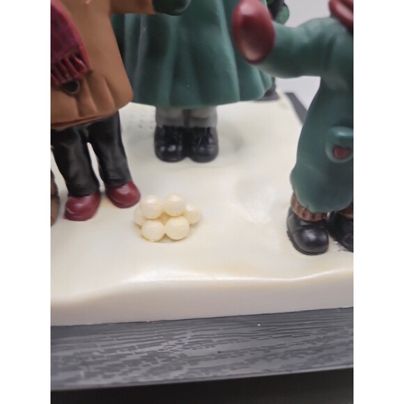 Vintage Christmas Lighted Carolers Musical Holiday Scene Figure 11" - Picture 9 of 16